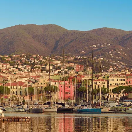 Apartament Like: In Centro E Con Garage! San Remo